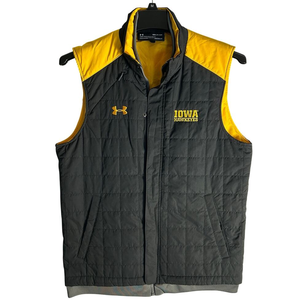 Under Armour ColdGear Iowa Hawkeyes Quilted Vest Mens Size Small Black Gold